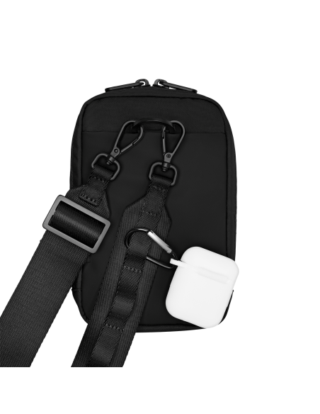 Pochette City Pouch Victorinox Travel Essentials Noir, sangle avec exemples d’accessoires accrochés