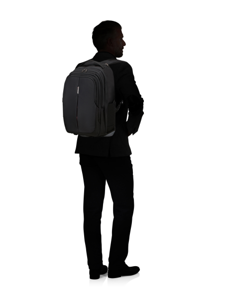 Samsonite Guardit 3.0 sac à dos à roulettes 15,6 pouces Noir, porté sur le dos avec silhouette
