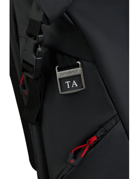 Sac à dos Rolltop L Samsonite Prodiver Noir, détail de l’étiquette à initiales