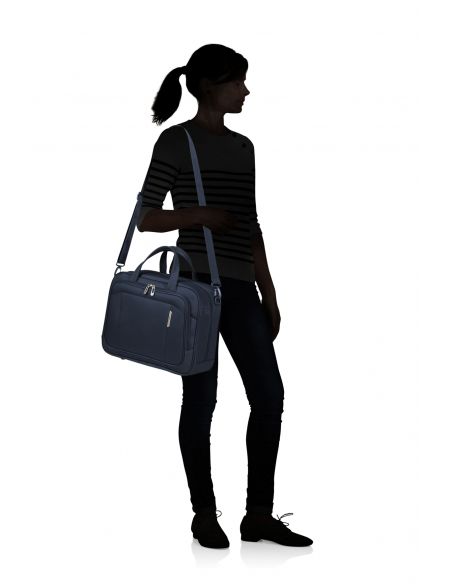 Sacoche ordinateur Samsonite Respark Bleu Nuit, porté à l’épaule