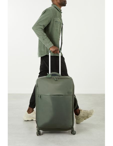 Valise long séjour 70 cm Lipault Plume Khaki, valise accompagnée d’un voyageur