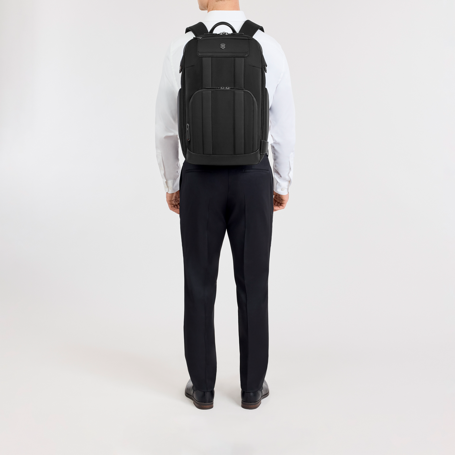 Sac &agrave; dos Deluxe Victorinox Architecture Urban2 port&eacute; sur le dos