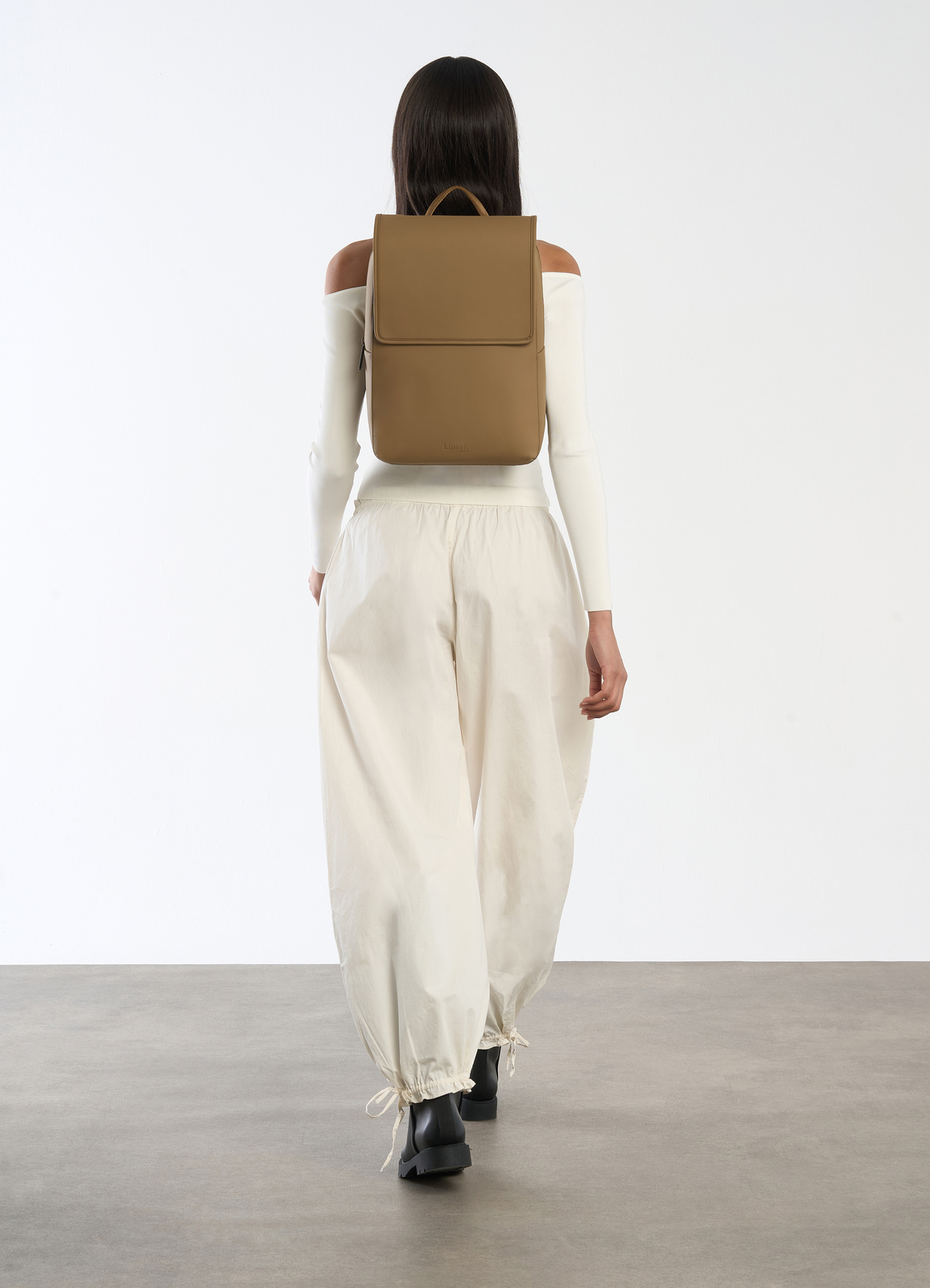 Sac &agrave; dos Lipault Square 2.0 port&eacute; sur le dos