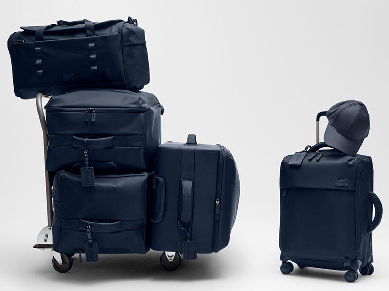 Valises et sacs de la collection Lipault Plume en nylon bleu