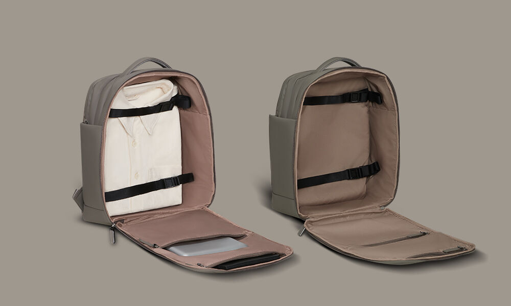 Sac à dos Lipault Compact ouvert à plat avec ses sangles intérieures