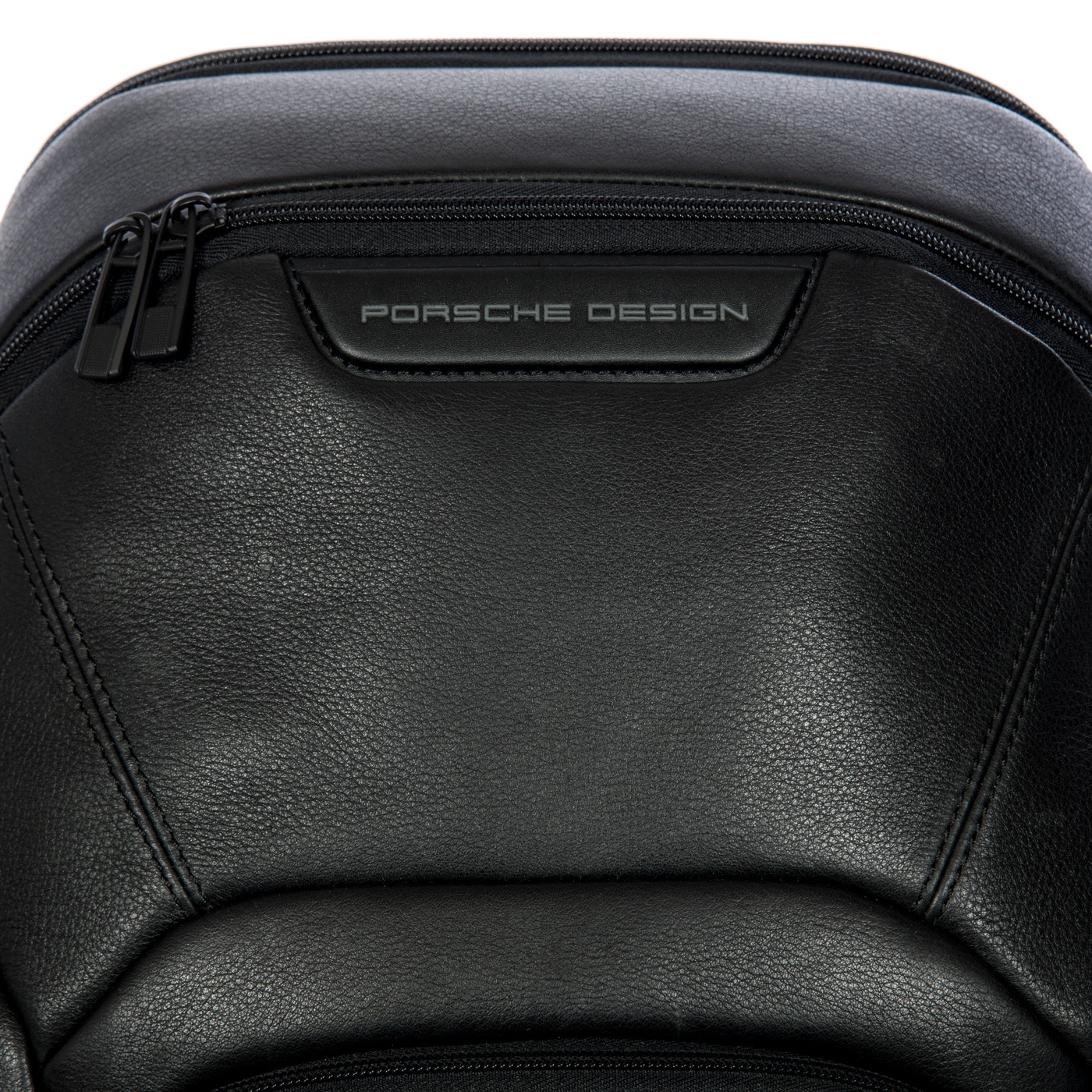 Grain du cuir et finition du sac Roadster Leather Evo