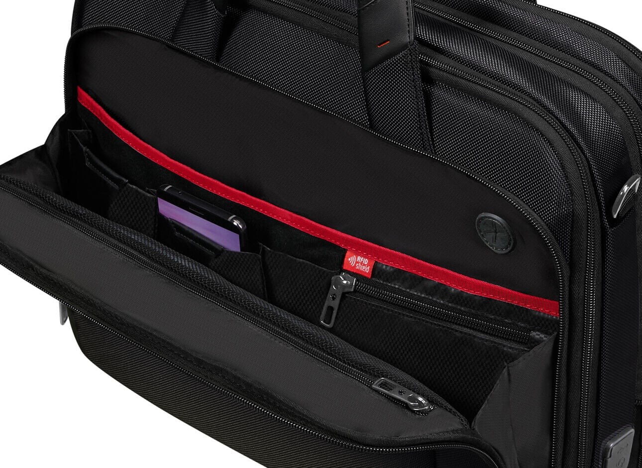 Organisation de la poche avant Pro-DLX 6 avec t&eacute;l&eacute;phone et rangement RFID