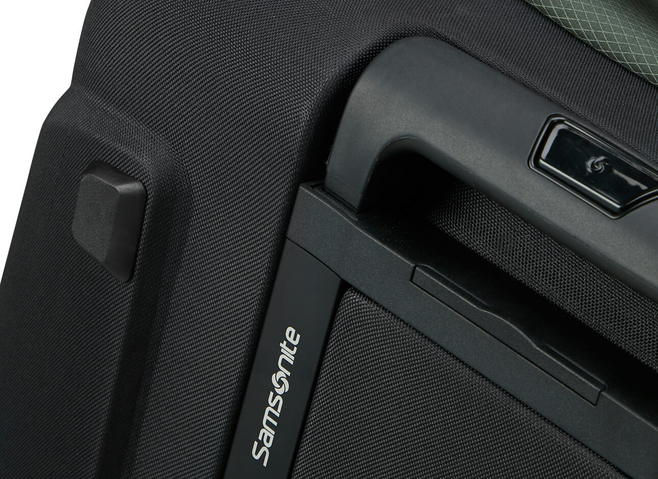 D&eacute;tail du dos rigide et de la poign&eacute;e de traction d&rsquo;un sac Samsonite Armox