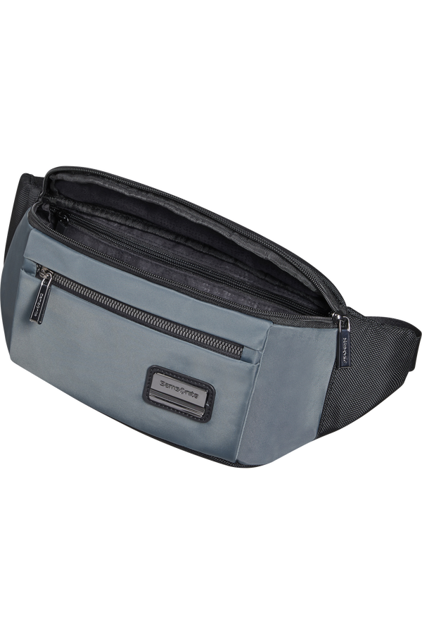 Ouverture principale et poche avant du sac banane Samsonite Openroad 2.0 gris cendre