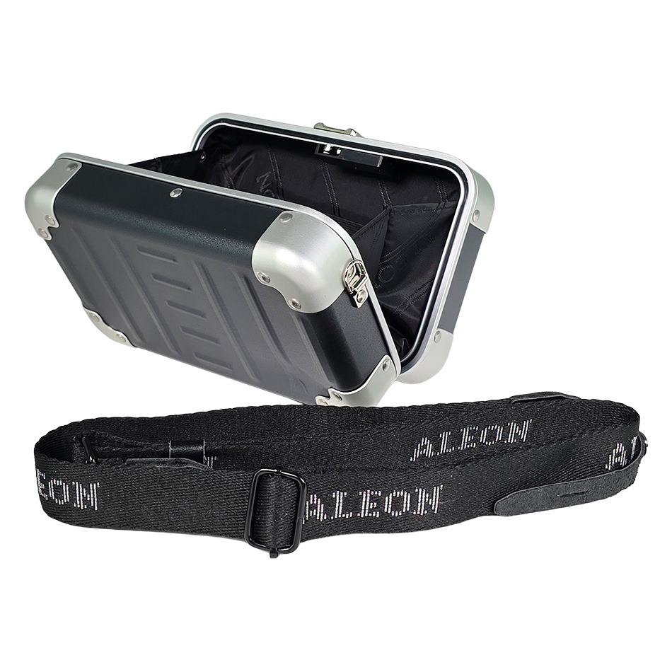 Petit sac Fortis ALEON Onyx Dust ouvert avec sa bandoulière réglable