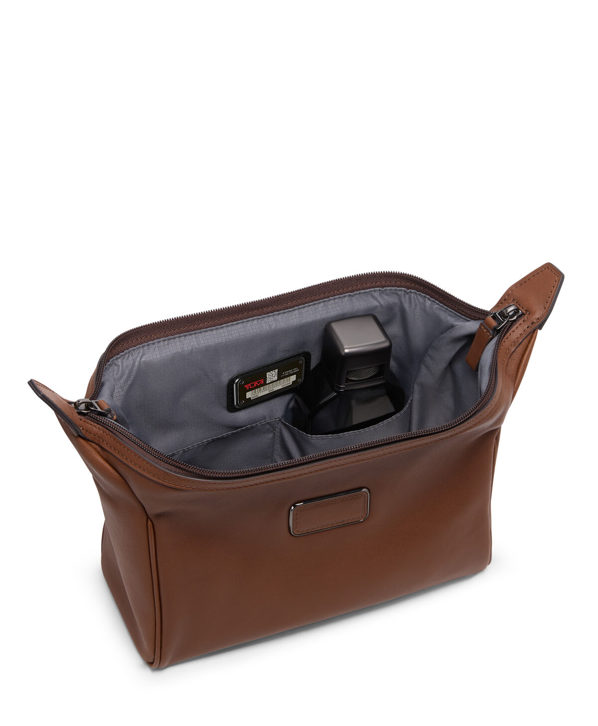 Trousse TUMI Framed en cuir Cognac avec ouverture encadr&eacute;e