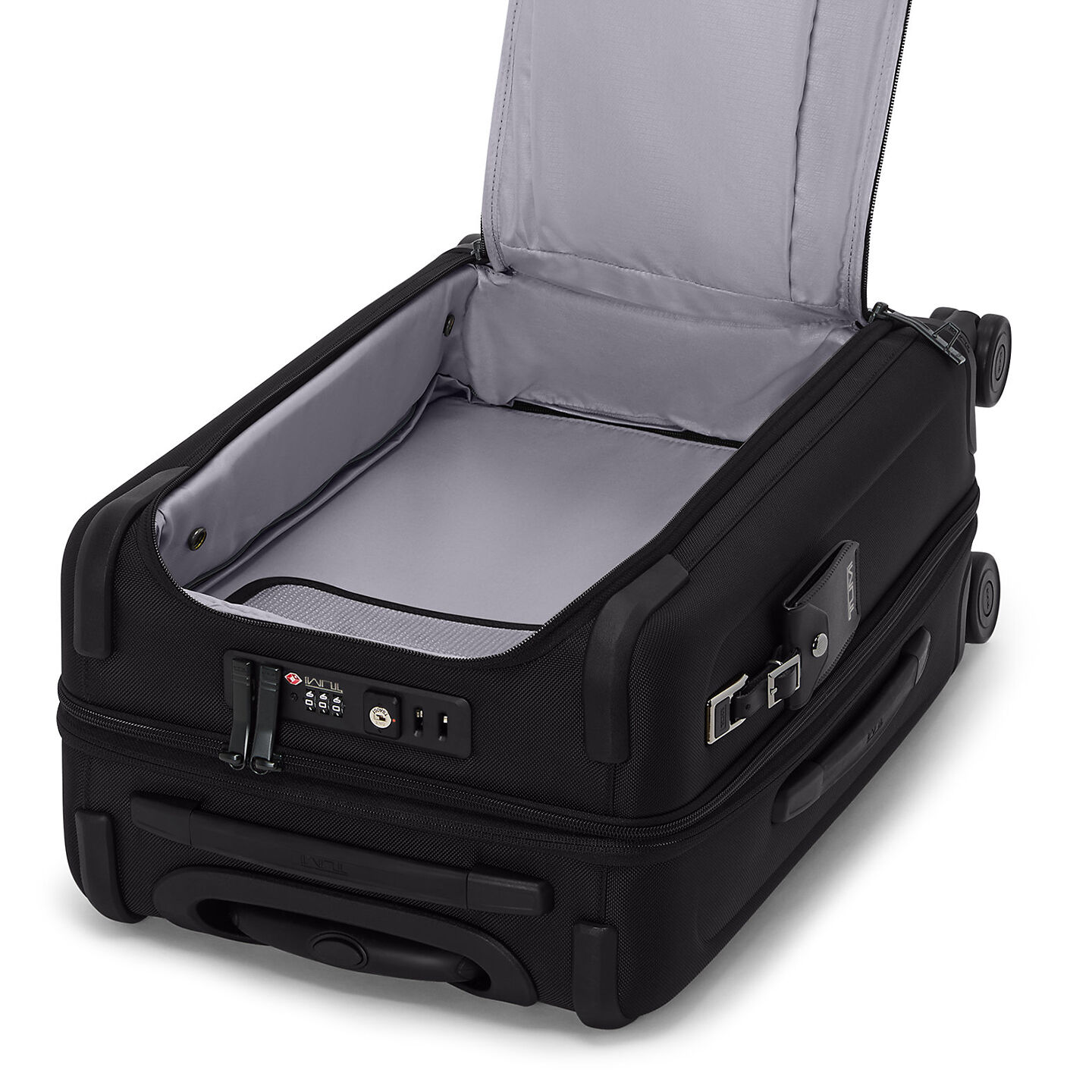 Valise TUMI Alpha ouverte par son accès frontal au compartiment principal